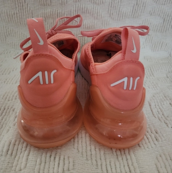 Nike Air Max 270 Peach  Crimson Bliss - Picture 2 of 8